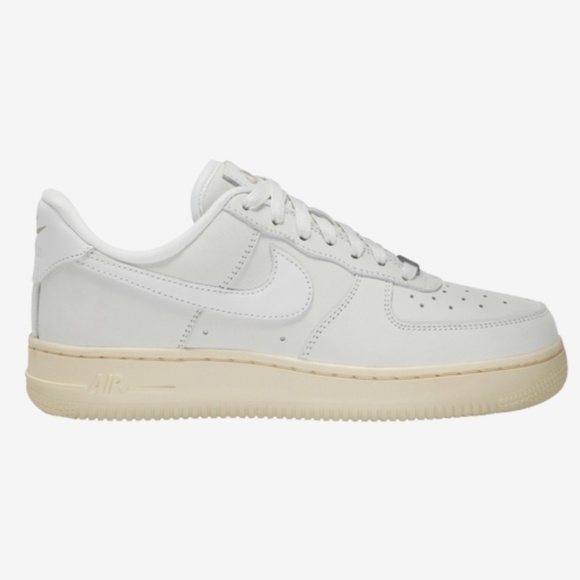 NWOT Nike Air Force 1 RPM Sz 6.5 Womens Runners/Sneakers AF1 *Never Worn* - Picture 1 of 16